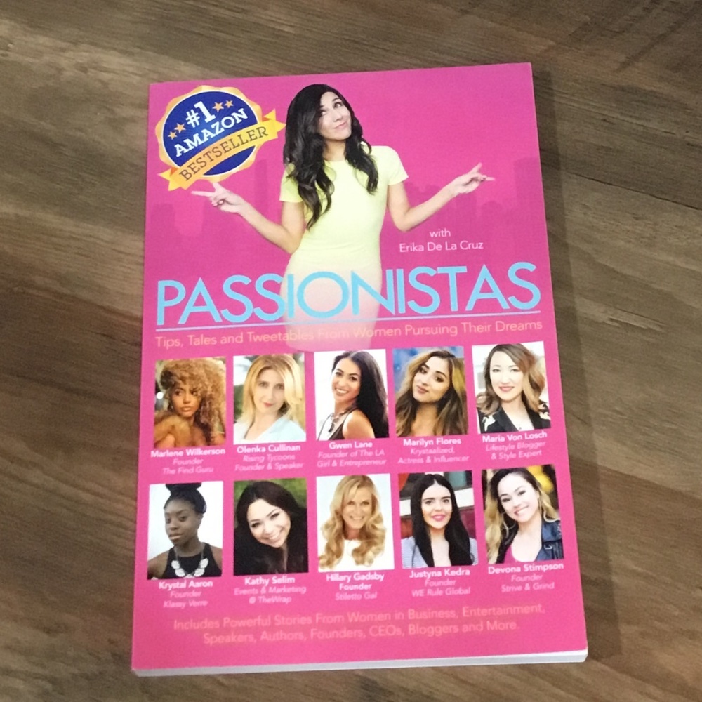 PASSIONISTAS book by Erika De La Cruz
